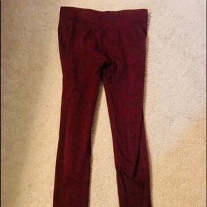Thick maroon leggings
